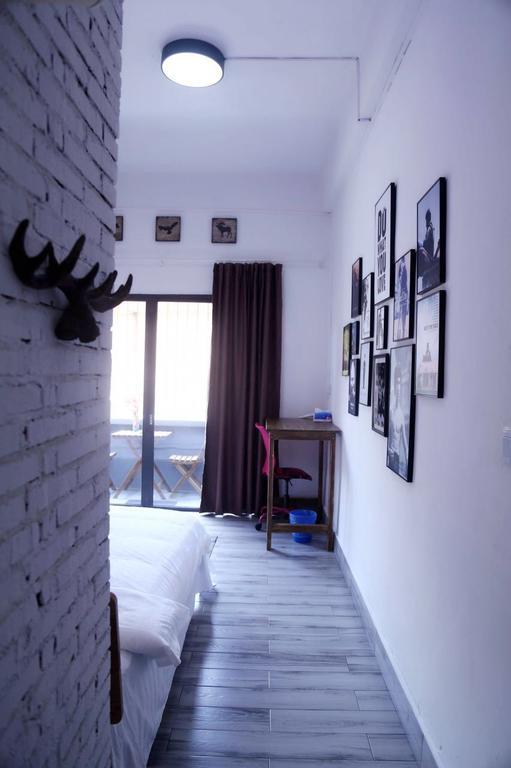 Zhaohuaxishi Youth Hostel Kuangcsou Kültér fotó