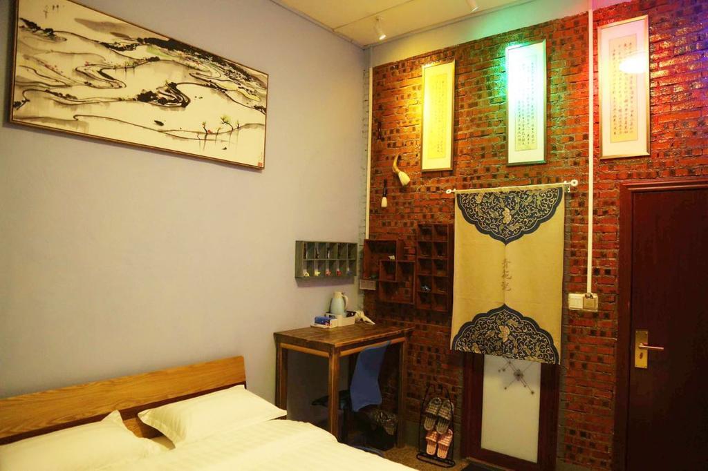 Zhaohuaxishi Youth Hostel Kuangcsou Kültér fotó