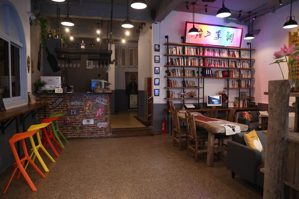 Zhaohuaxishi Youth Hostel Kuangcsou Kültér fotó